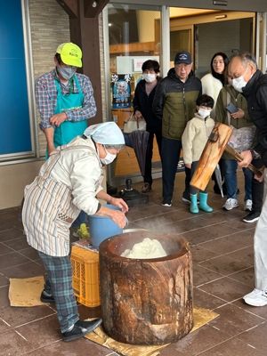 餅つき大会　　懐かしい！